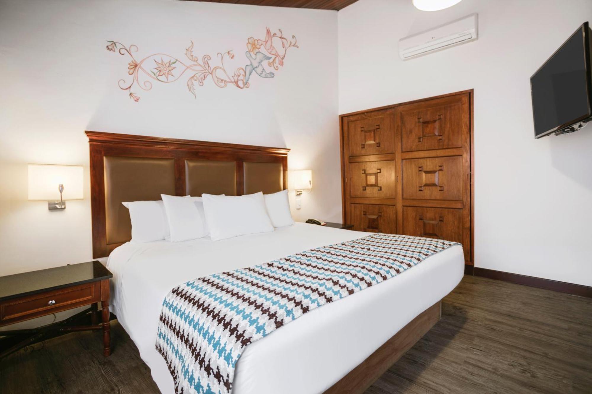 Wyndham Costa Del Sol Cusco Hotel Exterior photo