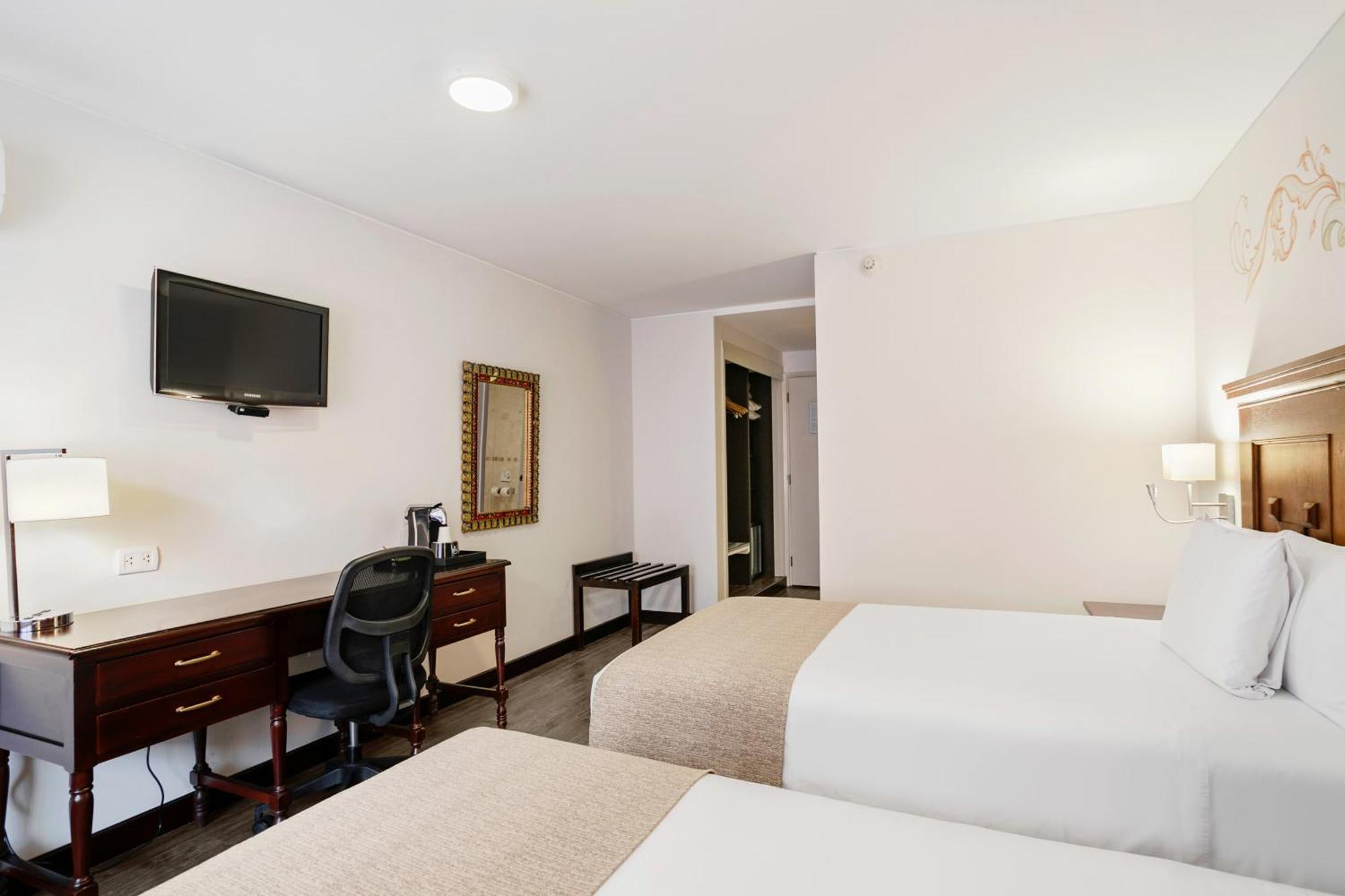 Wyndham Costa Del Sol Cusco Hotel Exterior photo